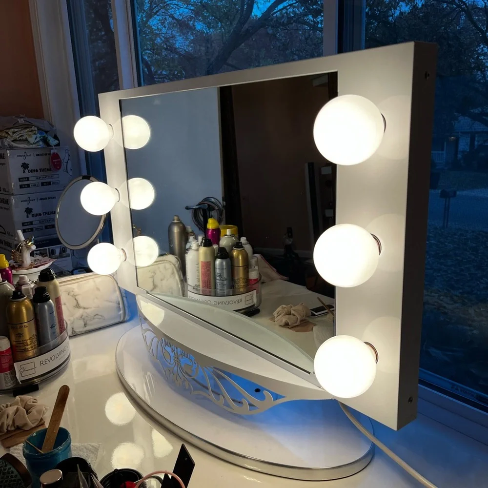 Vanity Girl Hollywood Mirror lighted dimmable stand
